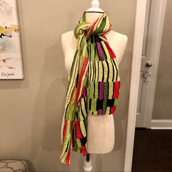 Copper Key Scarf - Picture 5 of 10